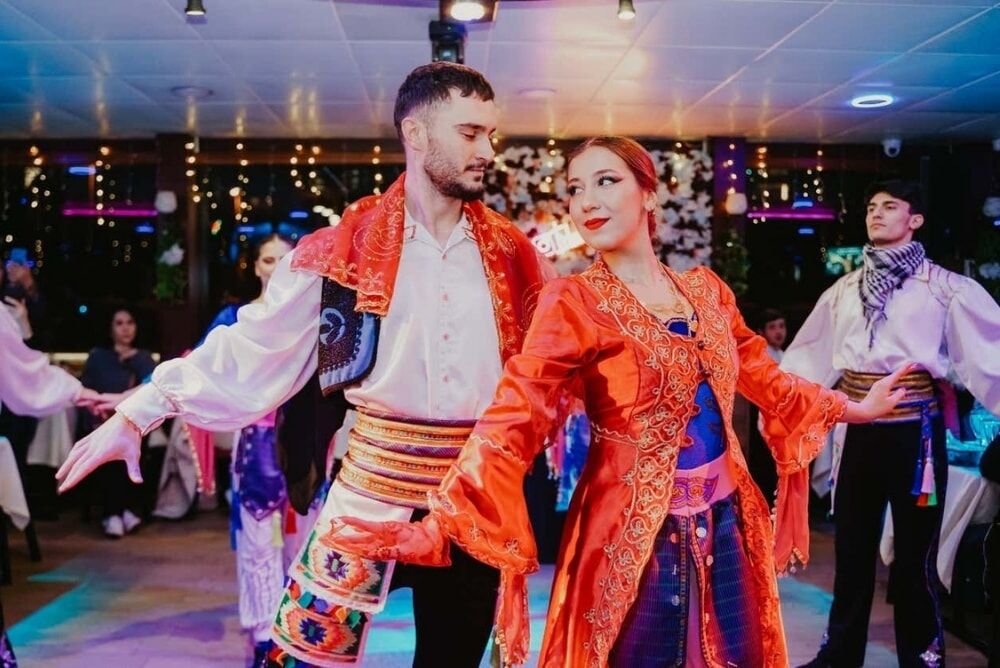 Crucero nocturno con cena y espectaculo 3 Crucero nocturno con cena y espectaculo 3