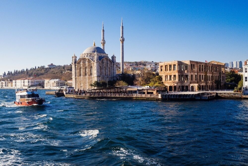 Crucero por el Bosforo + Mezquita Azul + Santa Sofia 2 Crucero por el Bosforo Mezquita Azul Santa Sofia 1